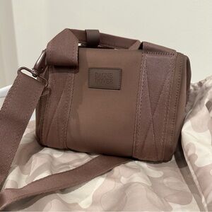 Dagne Dover Landon Caryall